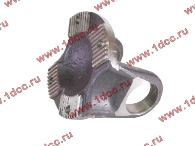 Фланец карданного вала D-180, 4 отв., с насечками, под крест. d-62х150 H HOWO (ХОВО) AZ9115311010 фото 1 Волгоград